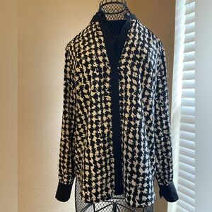 NWOT Dana Buchman Houndstooth Blouse | Large